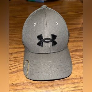 Under Armour youth ball cap